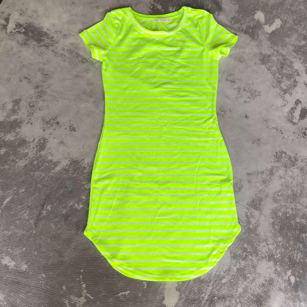 Heart Hips dress 💚